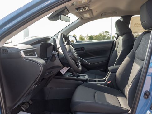 New 2026 Toyota Corolla Cross LE image 8