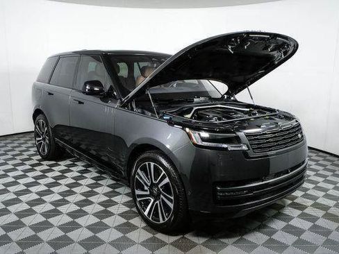 Used 2023 Land Rover Range Rover SE AWD/4WD image 36