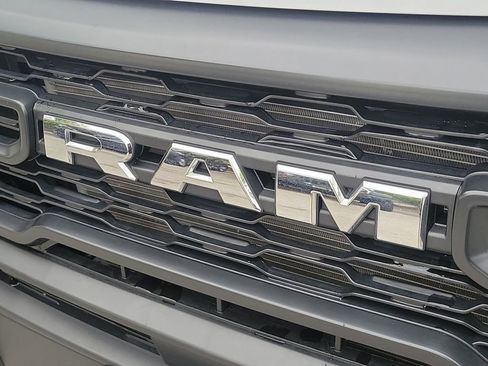 Used 2025 RAM ProMaster 3500 w/ Convenience Group FWD image 12