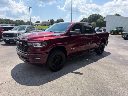 Used 2025 RAM 1500 Big Horn AWD/4WD image 7