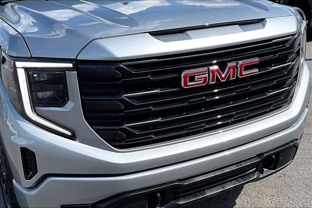 Used 2025 GMC Sierra 1500 Elevation AWD/4WD image 33