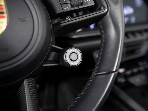 Certified 2021 Porsche 911 Carrera 4S image 27