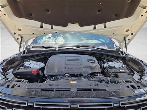 Used 2026 Land Rover Range Rover Velar Dynamic SE AWD/4WD image 23