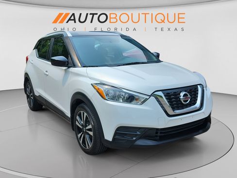 Used 2019 Nissan Kicks SV FWD image 7