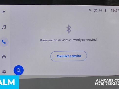 Used 2025 Toyota Camry SE image 36