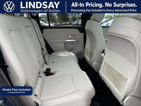 Used 2021 Mercedes-Benz GLB 250 4MATIC image 13