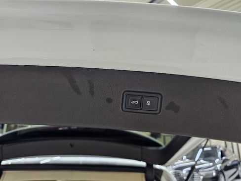 Used 2018 Audi Q7 3.0T Prestige AWD/4WD image 15