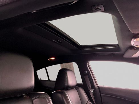 Used 2021 Dodge Charger SXT w/ Leather Interior Group RWD image 27