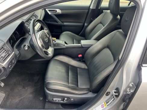 Used 2012 Lexus CT 200h Premium w/ Premium Audio Pkg FWD image 12