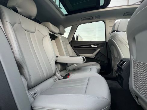 Used 2018 Audi Q5 2.0T Premium Plus w/ Premium Plus Package image 26