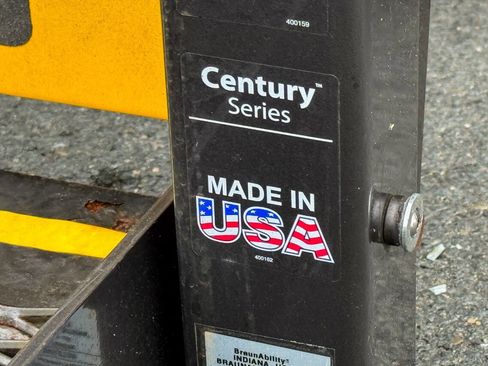 Used 2016 Ford Transit 250 148 Medium Roof RWD image 6