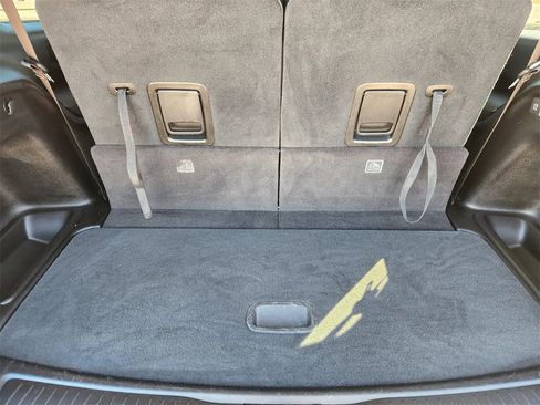 Used 2023 Jeep Grand Cherokee L Limited image 31