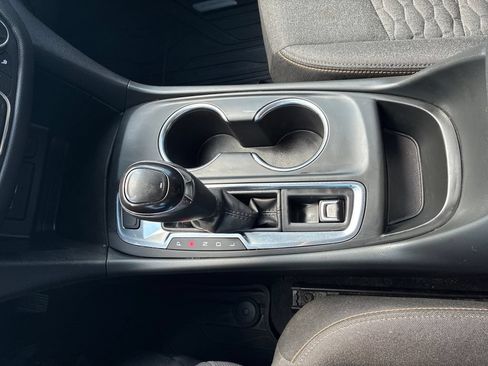Used 2021 Chevrolet Equinox LT AWD/4WD image 23