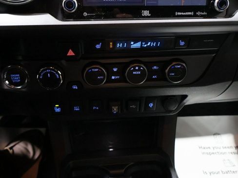 Used 2021 Toyota Tacoma TRD Off-Road image 26