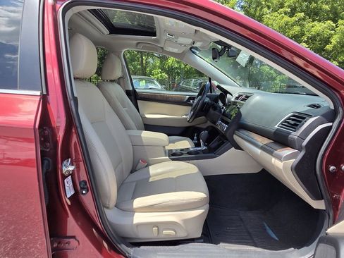 Used 2017 Subaru Outback 2.5i Limited AWD/4WD image 21