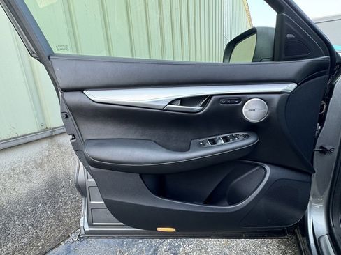 Used 2022 INFINITI QX50 Essential image 16