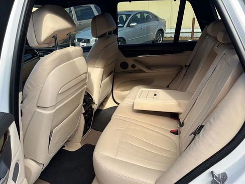 Used 2015 BMW X5 xDrive50i image 12