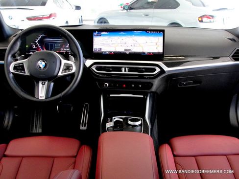 Used 2024 BMW 330i Sedan w/ M Sport Package RWD image 17