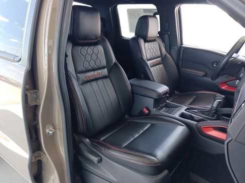 Used 2023 Nissan Frontier PRO-4X w/ Pro-4X Premium Package AWD/4WD image 25