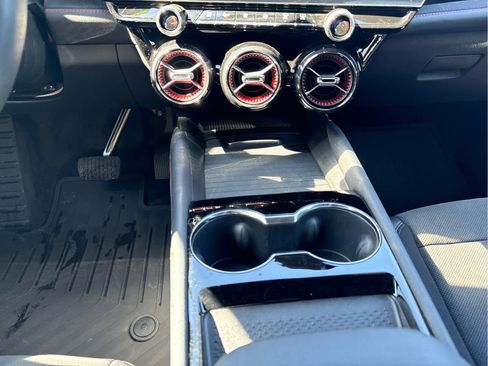 Used 2025 Chevrolet Blazer EV RS image 21