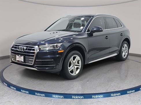 Used 2019 Audi Q5 2.0T Premium w/ Convenience Package image 1
