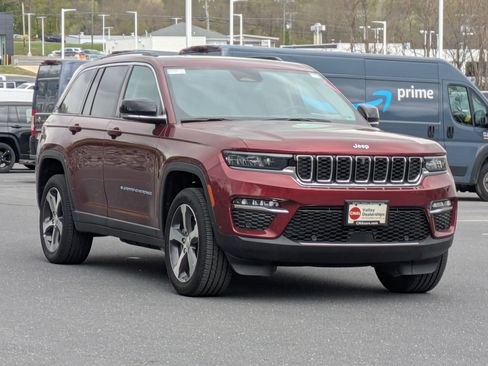 New 2024 Jeep Grand Cherokee Limited 4xe w/ Luxury Tech Group II image 3