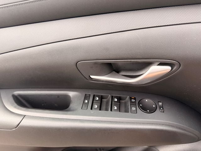 Used 2026 Hyundai Tucson SE FWD image 8