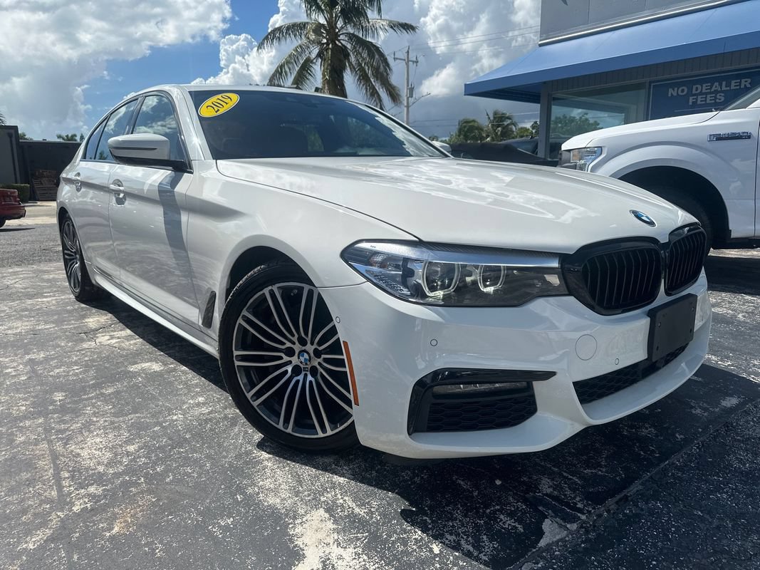 Used 2019 BMW 540i xDrive w/ M Sport Package AWD/4WD image 3