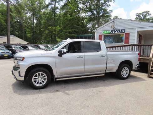 Used 2019 Chevrolet Silverado 1500 LTZ w/ LTZ Plus Package AWD/4WD image 8