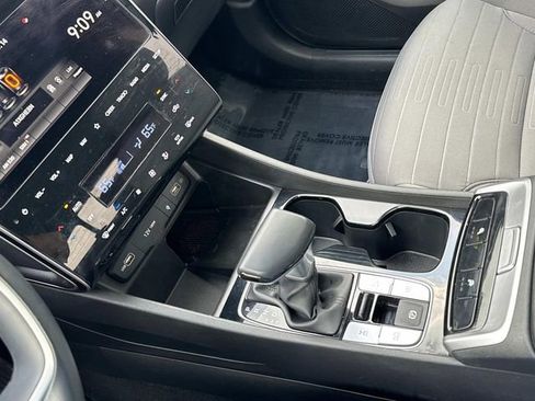 Used 2023 Hyundai Santa Cruz SEL Premium image 17