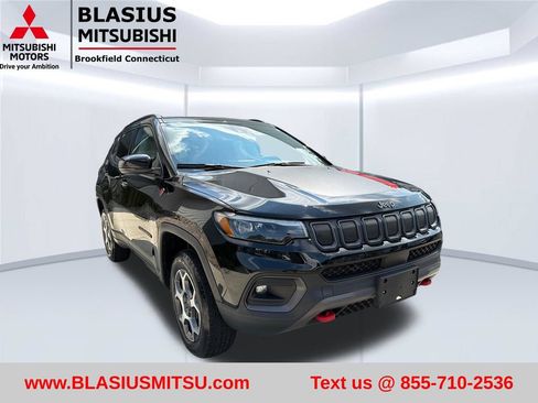 Used 2022 Jeep Compass Trailhawk w/ Trailhawk Elite Group AWD/4WD image 5
