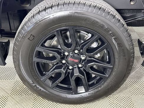 Used 2024 GMC Sierra 1500 Elevation AWD/4WD image 34
