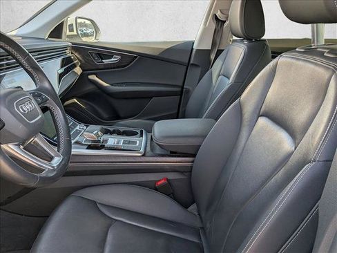 Used 2023 Audi Q8 Premium w/ Convenience Package image 13