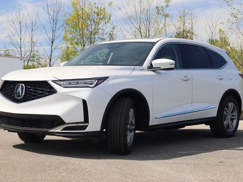 New 2026 Acura MDX SH-AWD image 3
