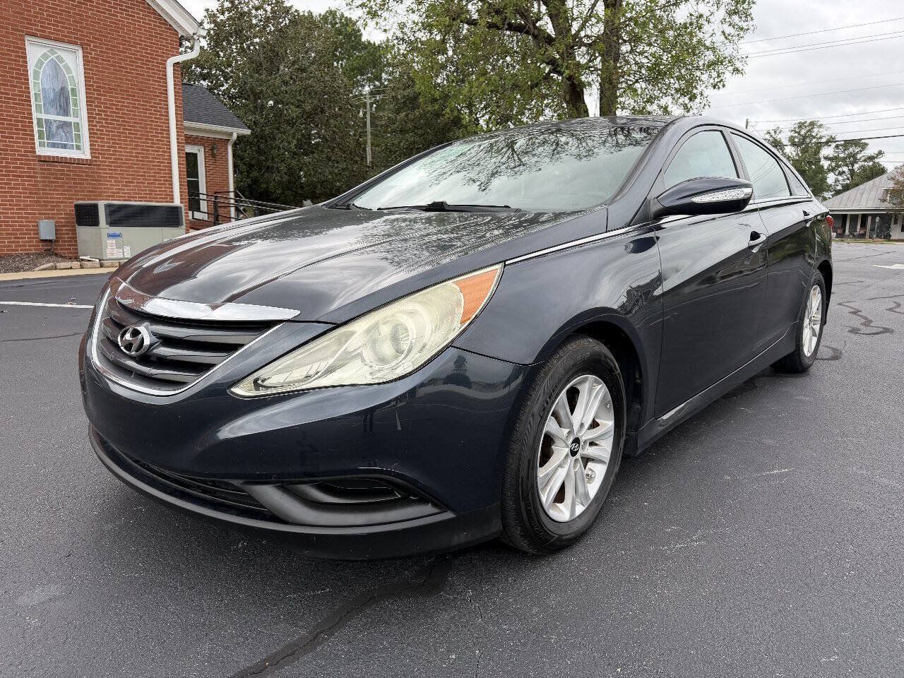 Used 2014 Hyundai Sonata GLS w/ Popular Equipment Group 2 FWD image 2