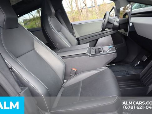 Used 2025 Tesla Cybertruck AWD Crew Cab image 27