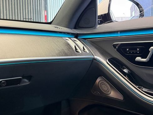 Used 2022 Mercedes-Benz S 500 4MATIC image 16