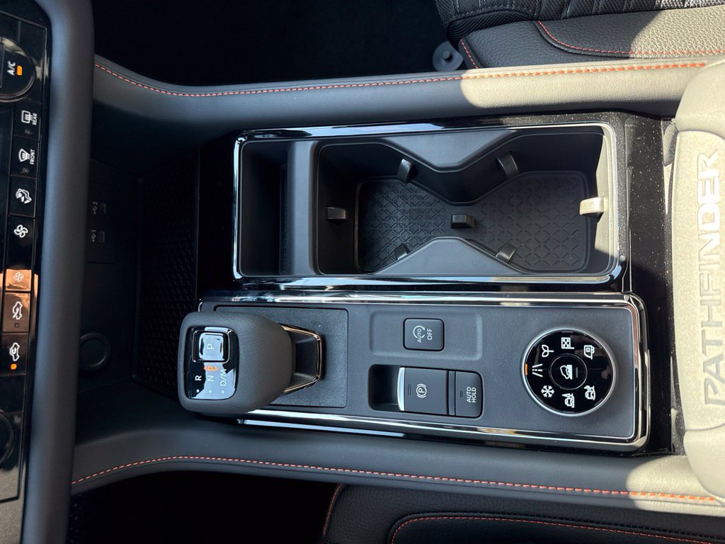 New 2026 Nissan Pathfinder Rock Creek AWD/4WD image 8