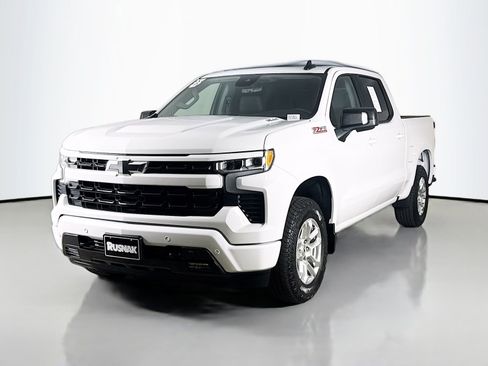 Used 2025 Chevrolet Silverado 1500 RST w/ Convenience Package II AWD/4WD image 3