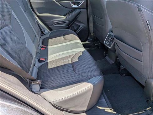Used 2019 Subaru Forester Premium AWD/4WD image 19