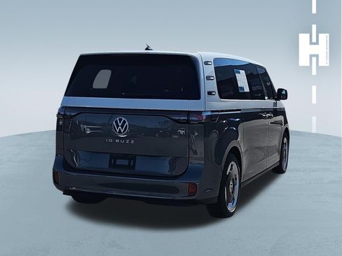 Used 2025 Volkswagen ID. Buzz Pro S Plus image 3
