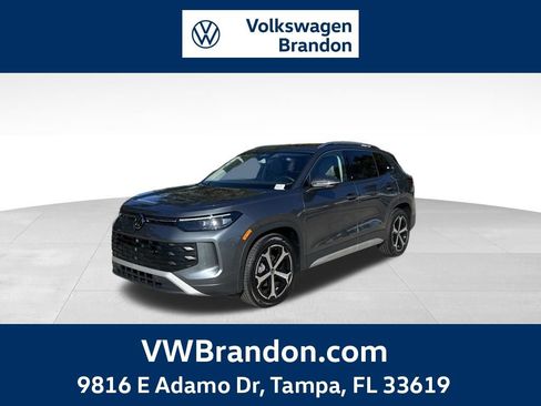 New 2026 Volkswagen Tiguan SE FWD image 1