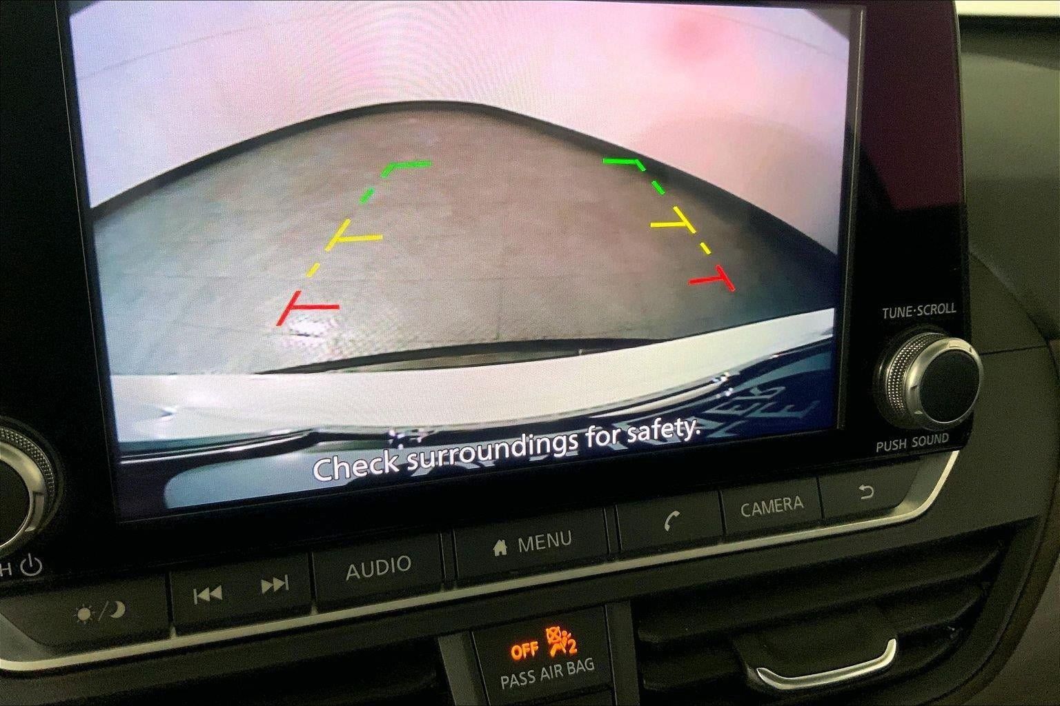 Used 2025 Nissan Altima 2.5 SV FWD image 15