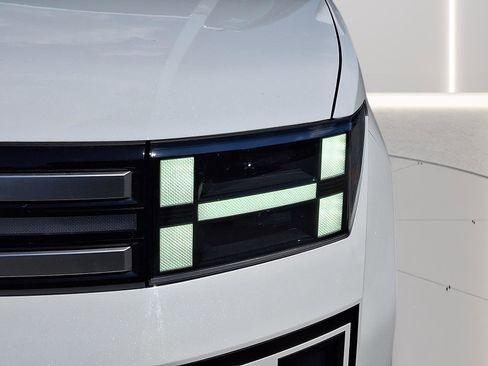 Certified 2025 Hyundai Santa Fe SEL FWD image 26