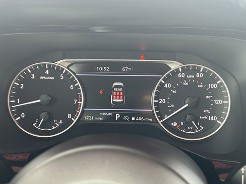 Certified 2025 Nissan Pathfinder SV image 23