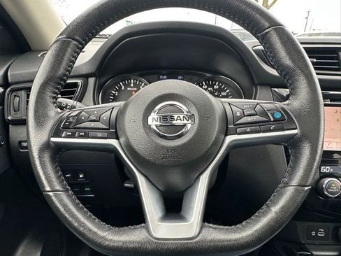 Used 2020 Nissan Rogue SL w/ Premium Package image 46