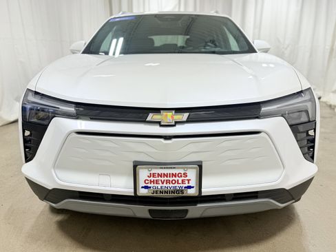Used 2024 Chevrolet Blazer EV LT image 2
