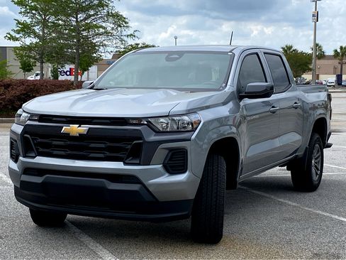 New 2025 Chevrolet Colorado LT w/ Advanced Trailering Package image 3