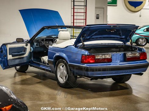 Used 1989 Ford Mustang LX RWD image 4