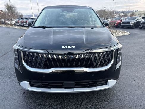 New 2026 Kia Carnival LXS image 2